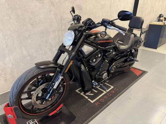HARLEY-DAVIDSON NIGHT ROD SPECIAL HARLEY-DAVIDSON NIGHT ROD SPECIAL